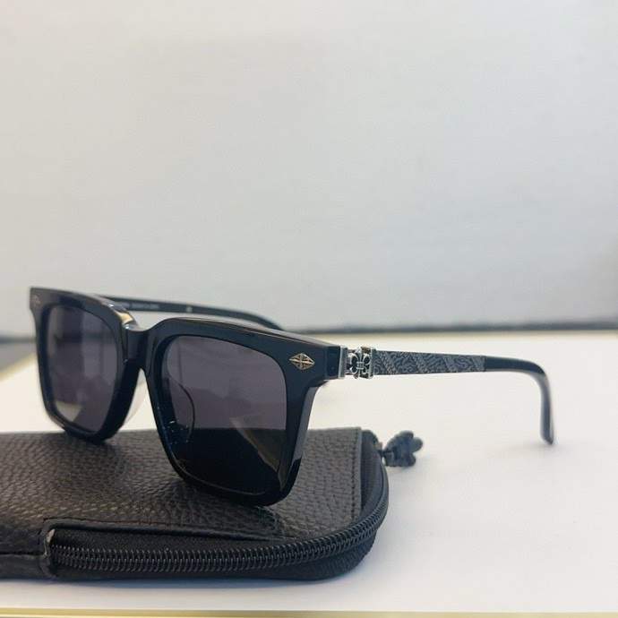 Picture of Chrome Hearts Sunglasses _SKUfw60553438fw